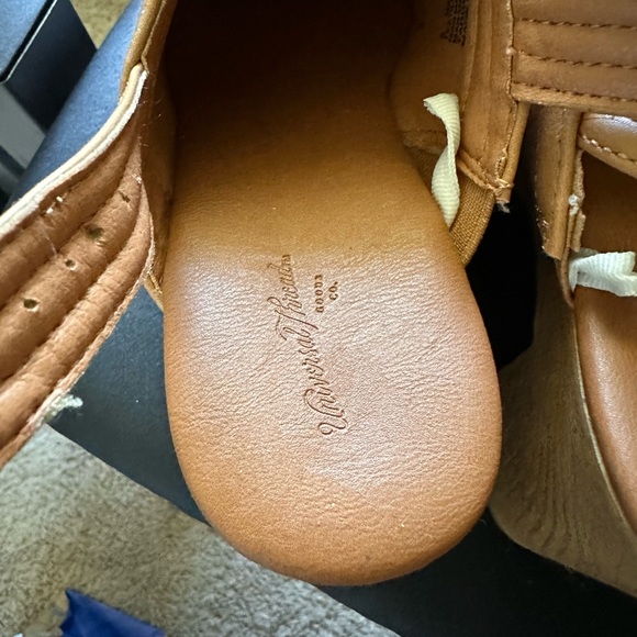 Universal Thread Tan Mules - Picture 4 of 4